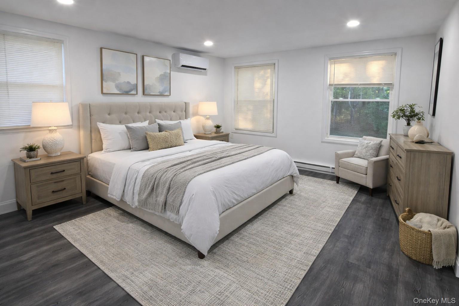 135 Village Circle W