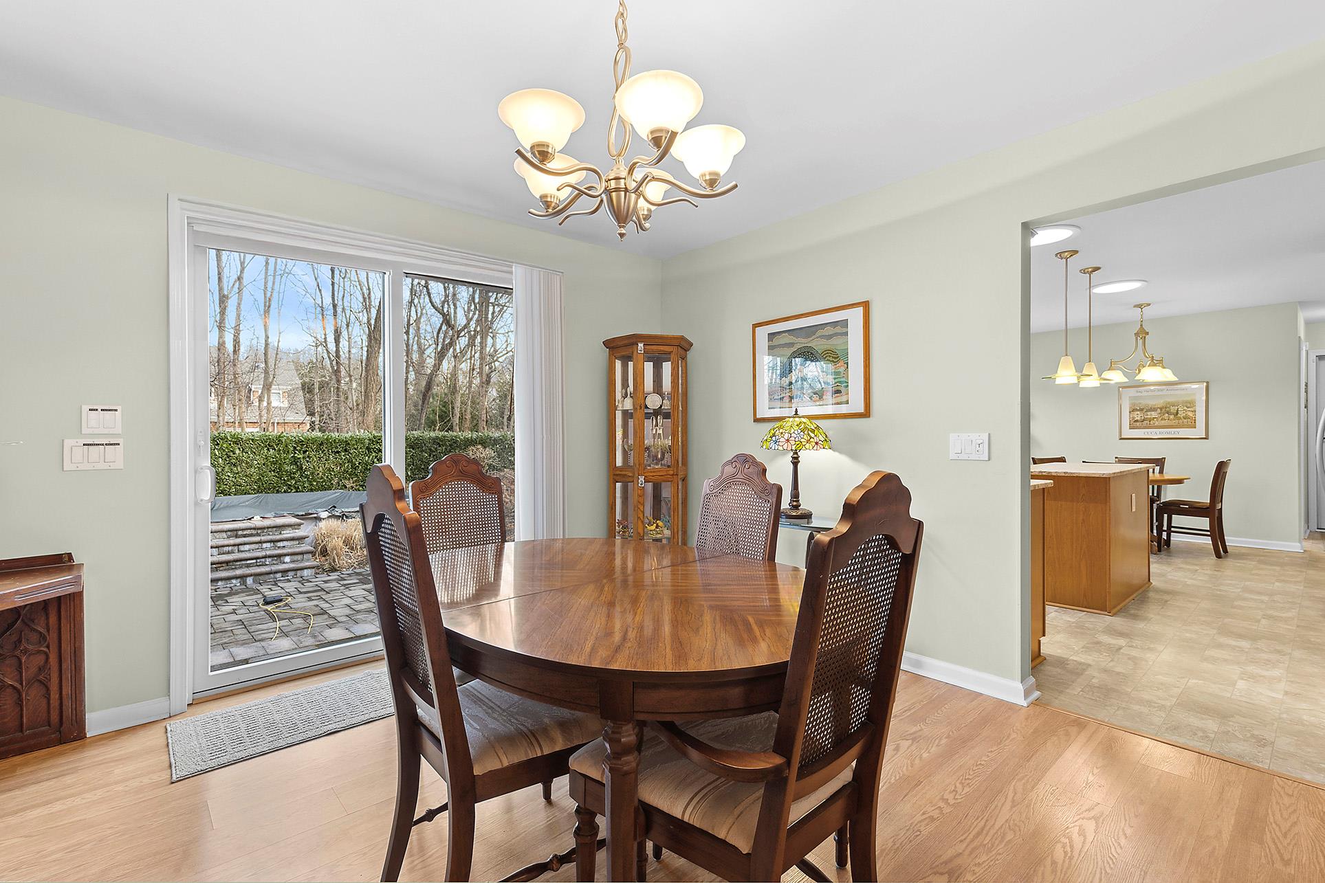 17 And 19 Cove View Road, North Haven, New York image 6