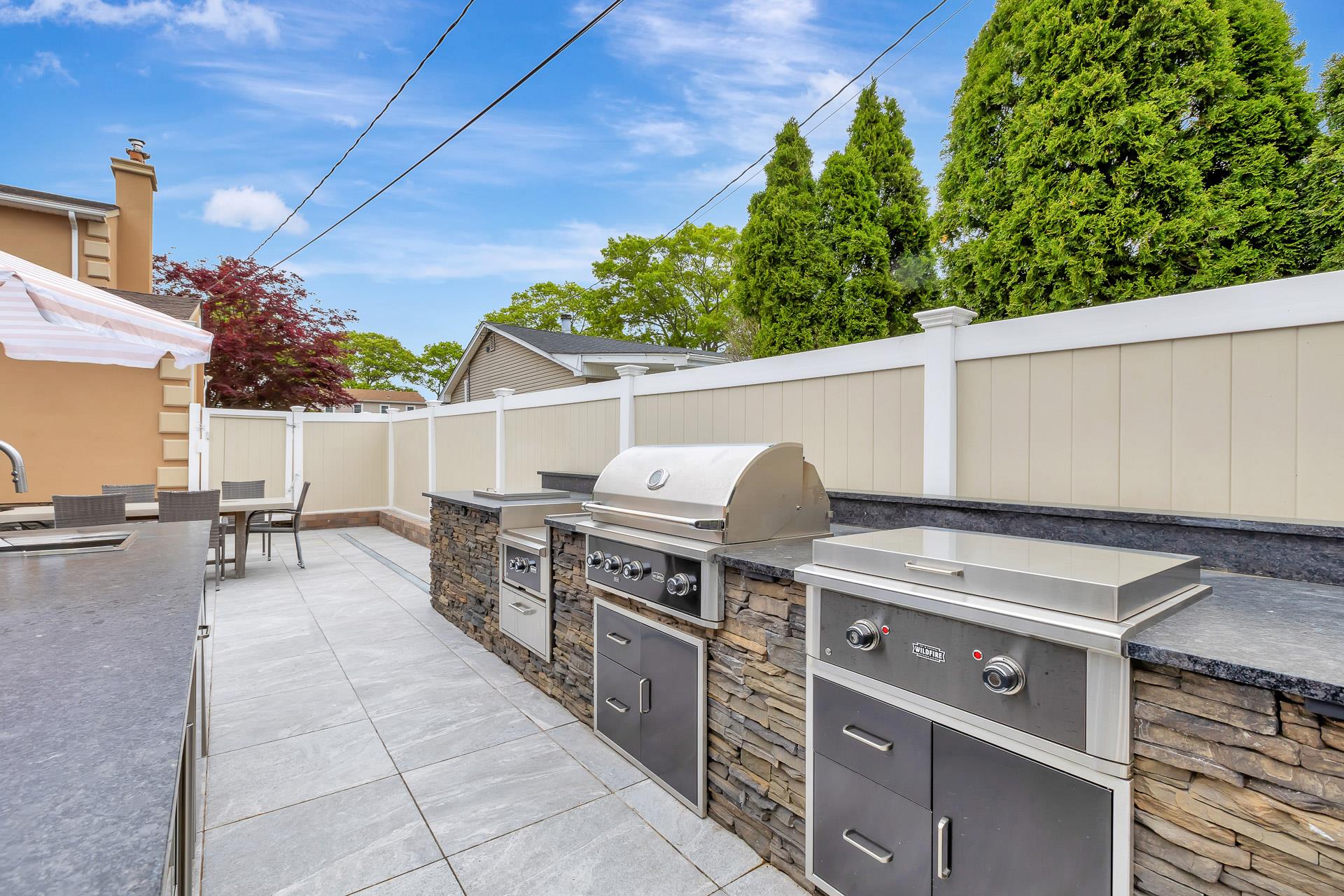 274 Perimeter St St, Holbrook, New York image 35