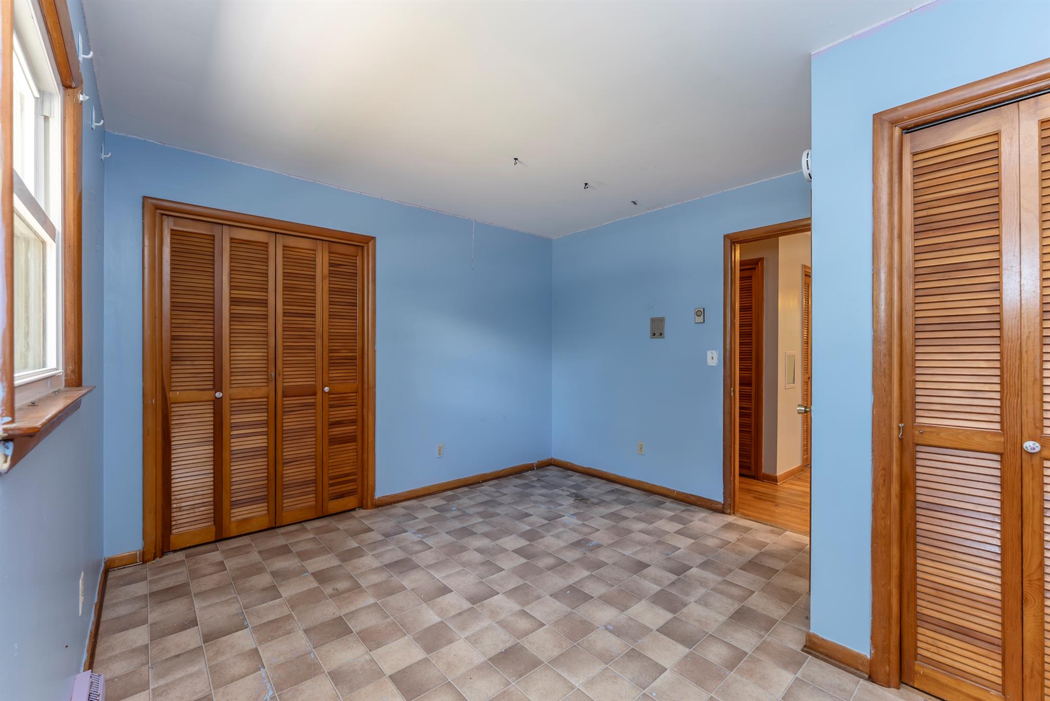 22 Robert Drive, Hyde Park, New York image 30