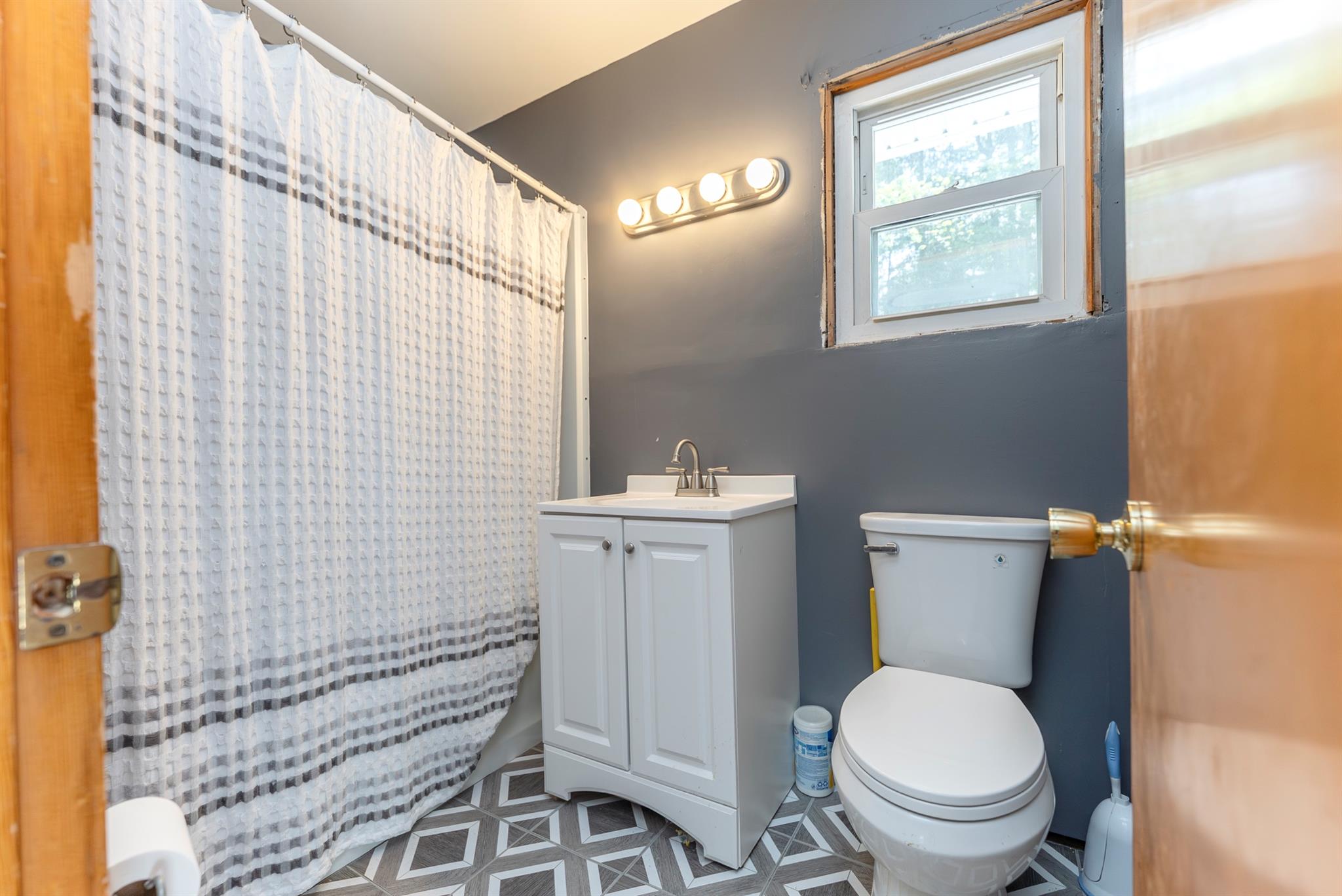 22 Robert Drive, Hyde Park, New York image 26