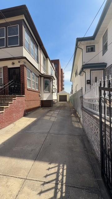 175-46 88 Avenue
