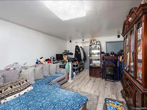 Homes For Sale - 2661 Marion Ave Ave #5A<br/> Bronx, NY 10458