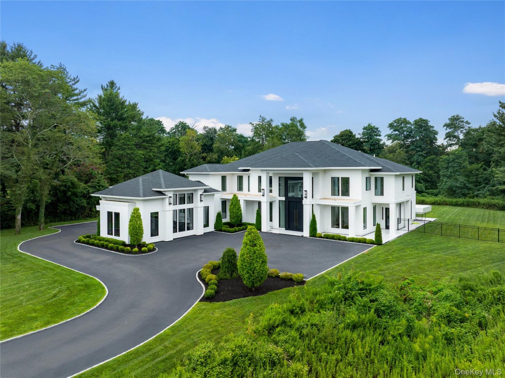 Photo of 160 Hegemans Lane, Old Brookville, NY 11545 (MLS # 1048329)