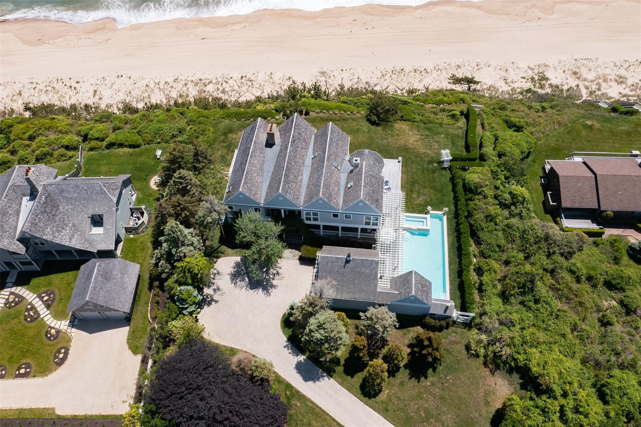 390 Old Montauk Highway