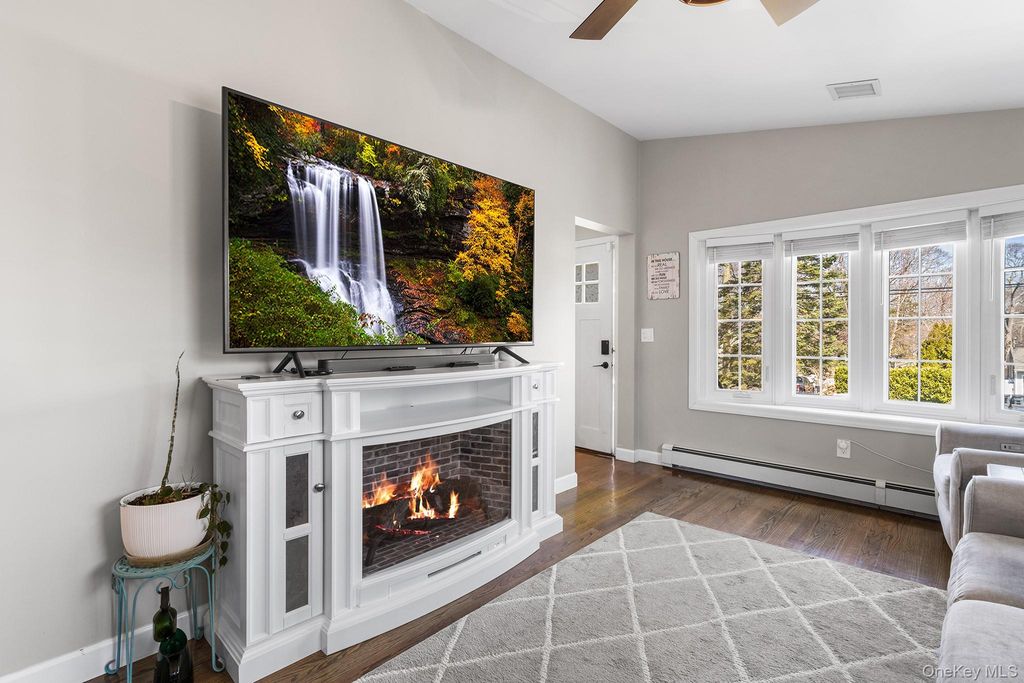 Photo of 22 Beech Avenue, Farmingville, NY 11738 (MLS # 984446)