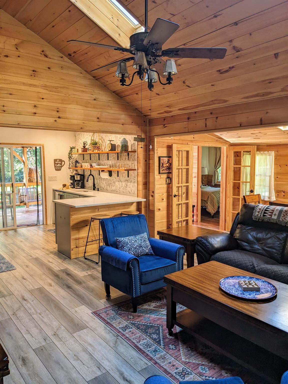 25 E Reindeer Trail, Bethel, New York image 18