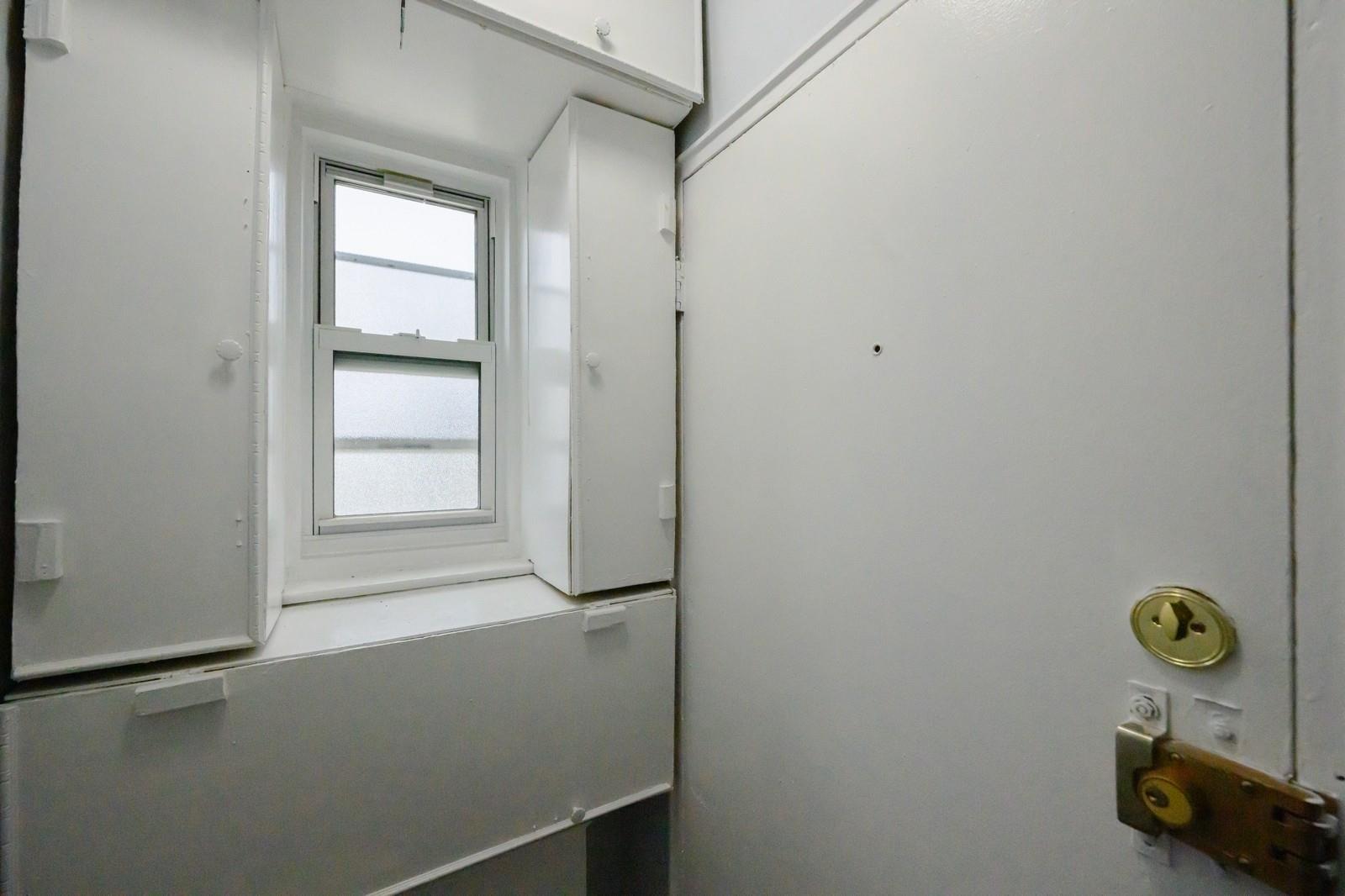 73-01 W Little Neck Parkway Pkwy #2H, Glen Oaks, New York image 30
