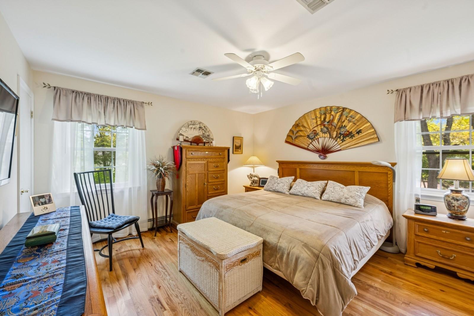 2 Linda Lane, East Moriches, New York image 7
