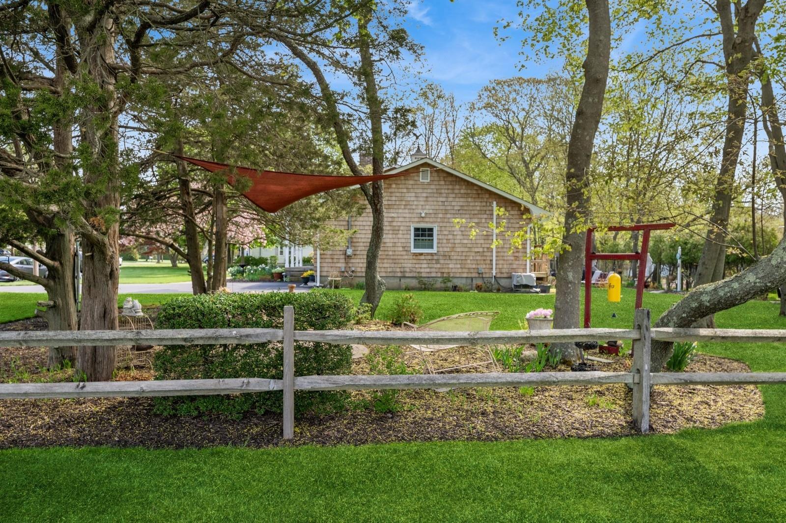 2 Linda Lane, East Moriches, New York image 22