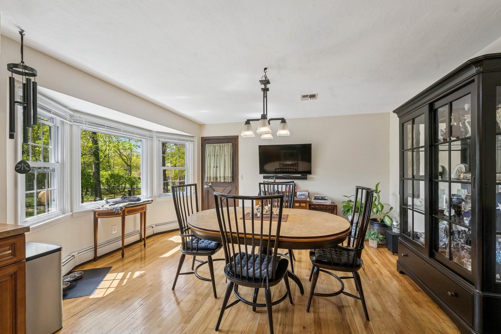 2 Linda Lane, East Moriches, New York image 6