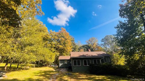 33 Baron De Hirsch Road Crompond NY 10517