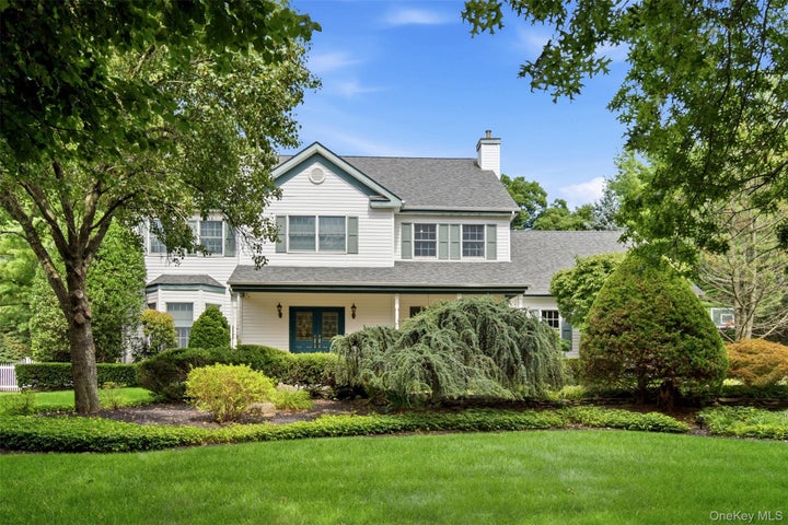 Photo 1 of 44 — 14 Dupont Court, Dix Hills, NY 11746