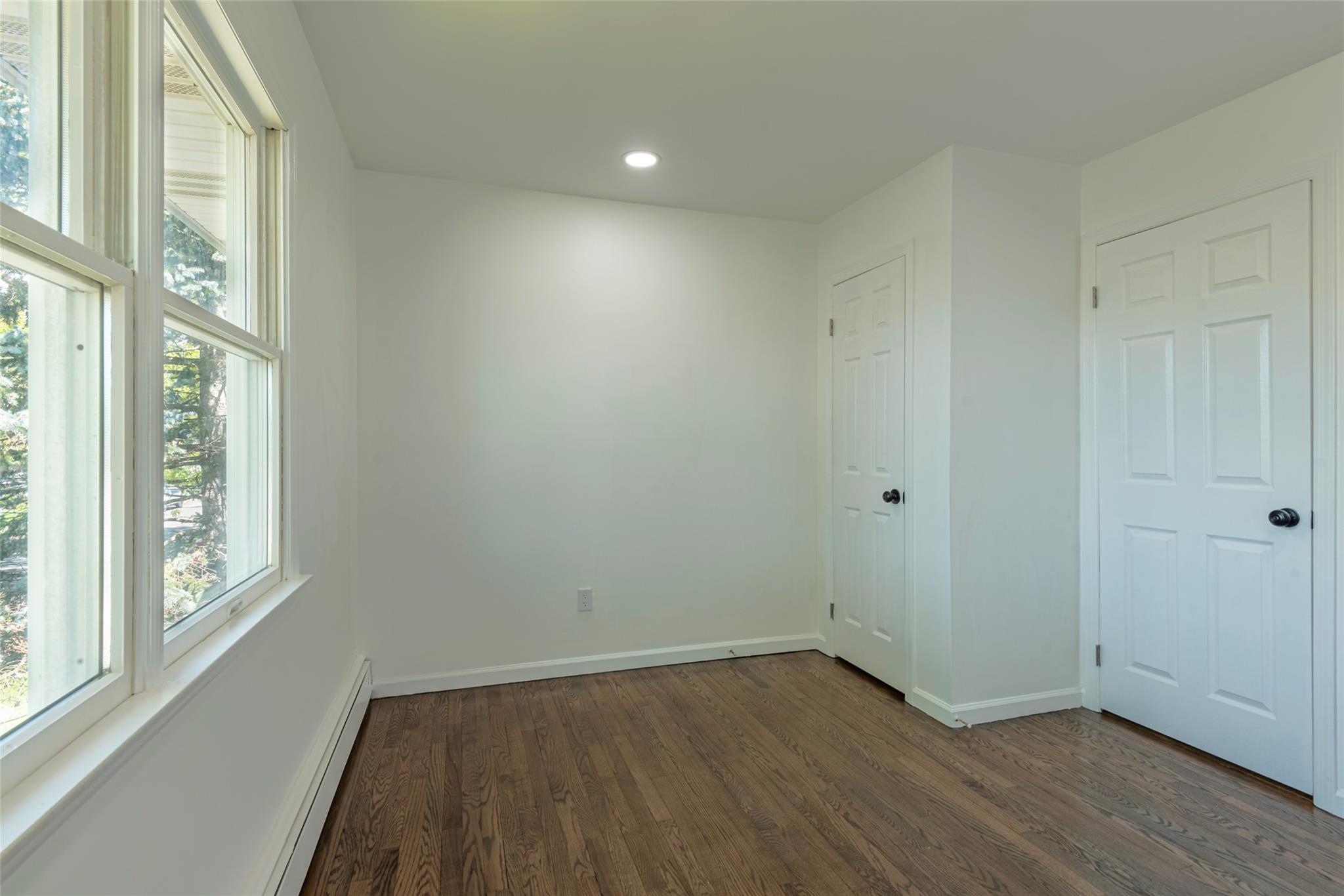 2737 Morton Avenue, Oceanside, New York image 28