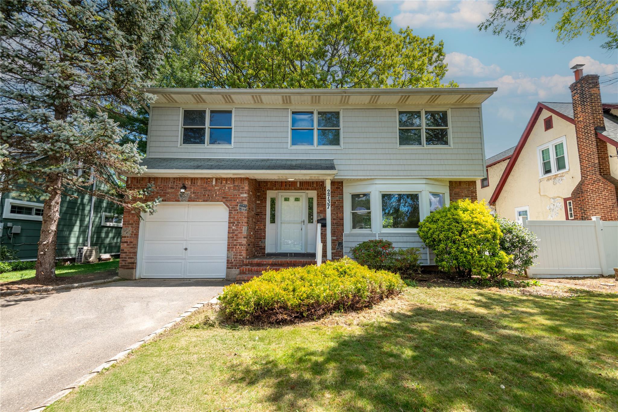 2737 Morton Avenue, Oceanside, New York image 1