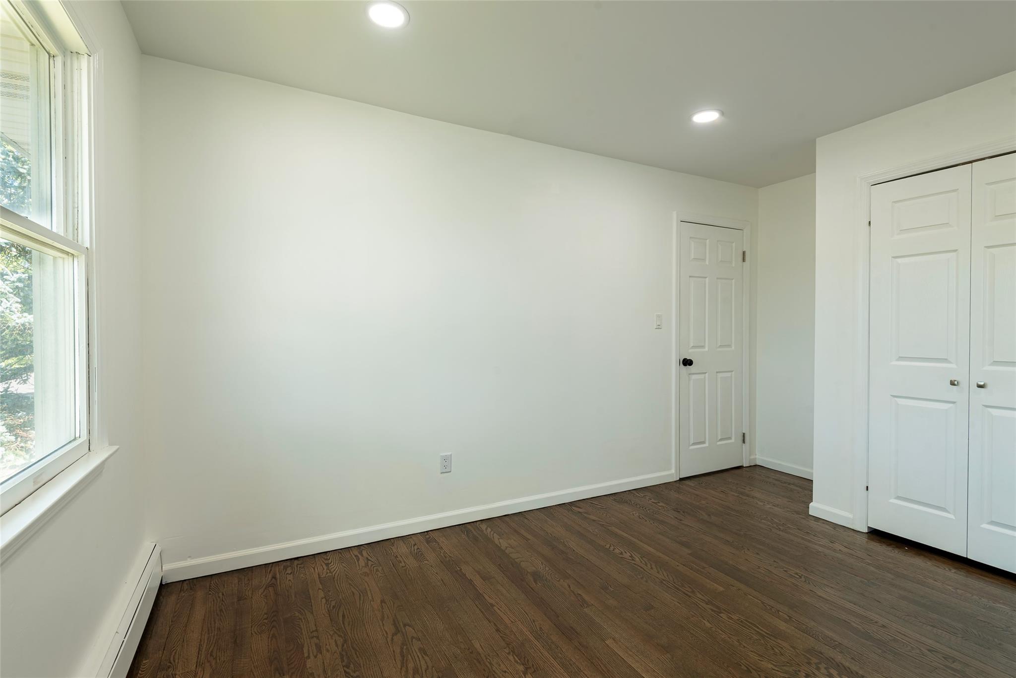 2737 Morton Avenue, Oceanside, New York image 35