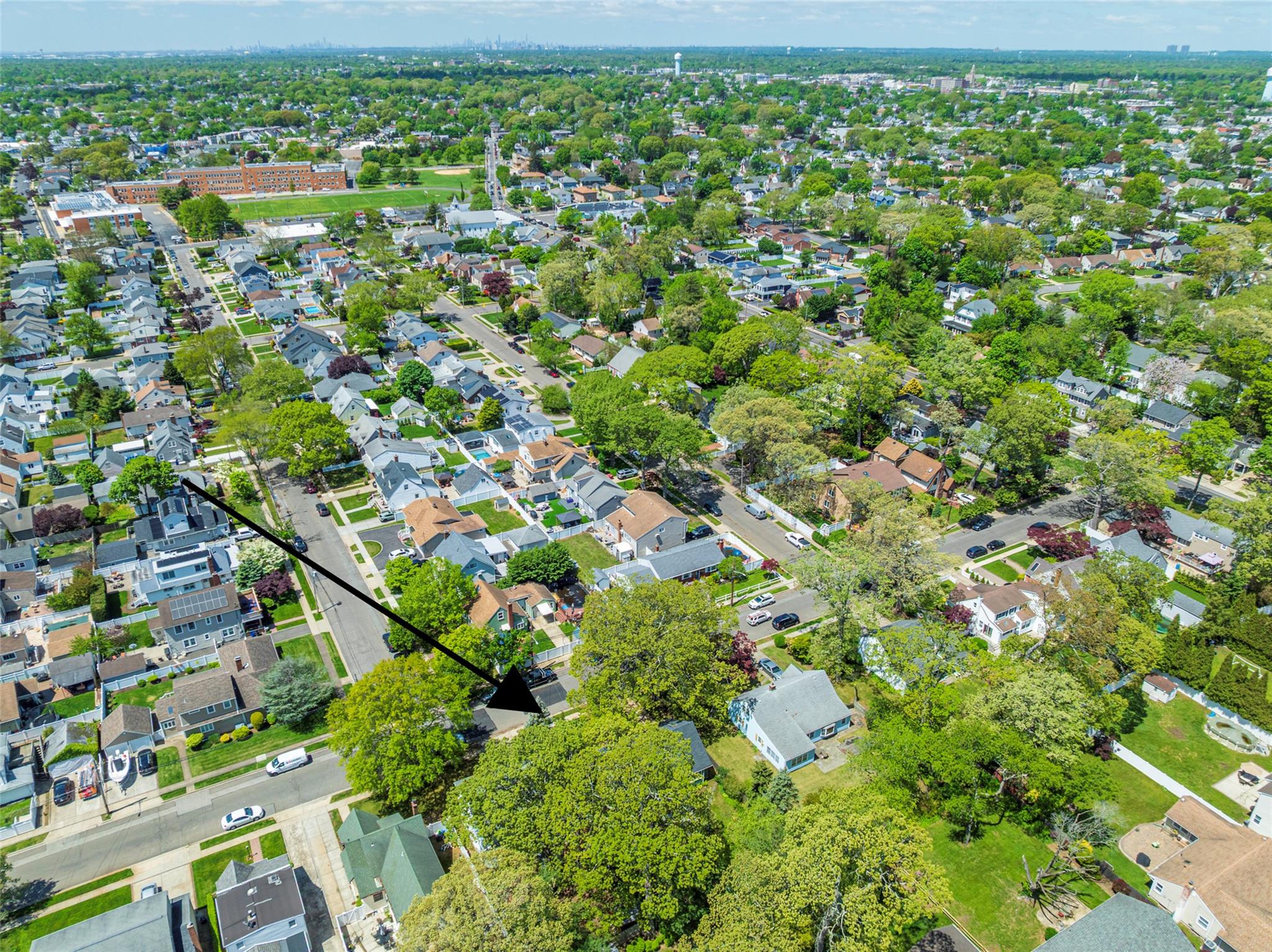 2737 Morton Avenue, Oceanside, New York image 40