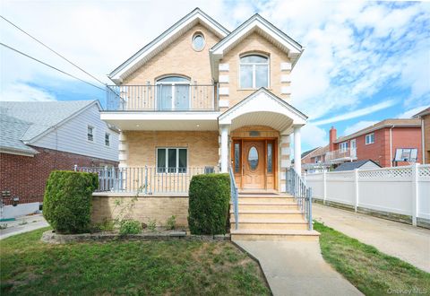 4747 192nd Street Flushing NY 11358
