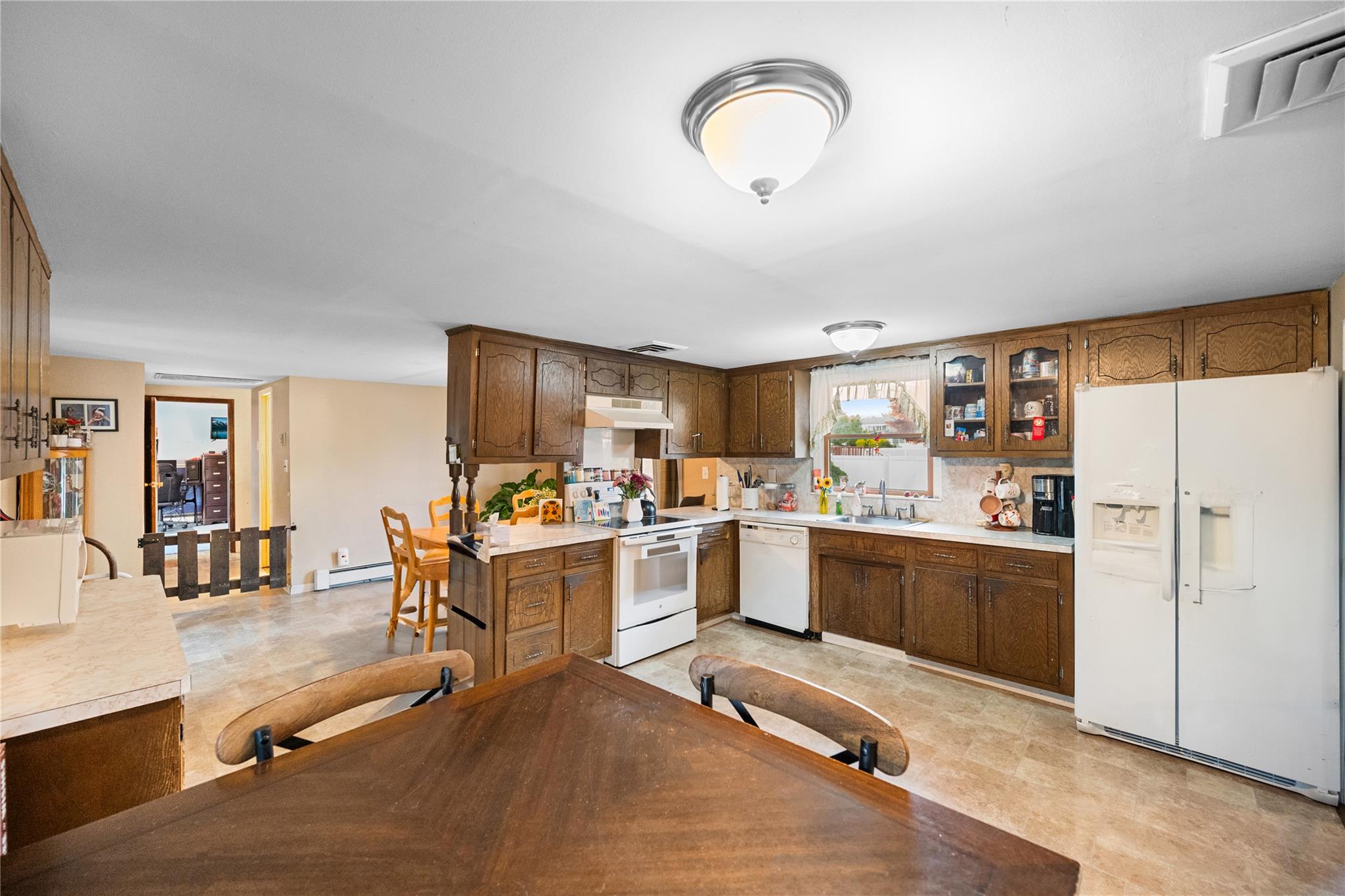407 Albert Street, Holbrook, New York image 12