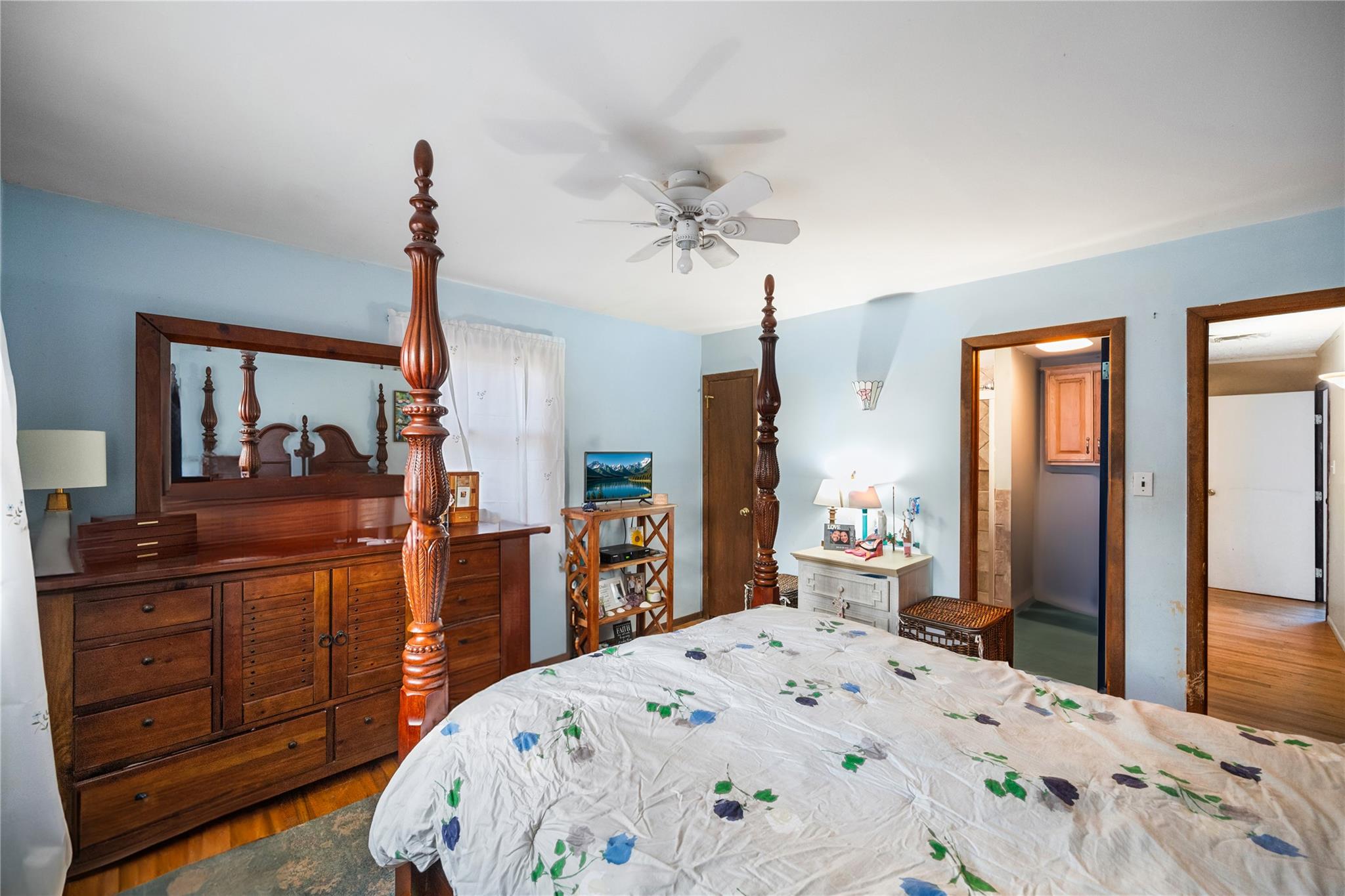 407 Albert Street, Holbrook, New York image 27