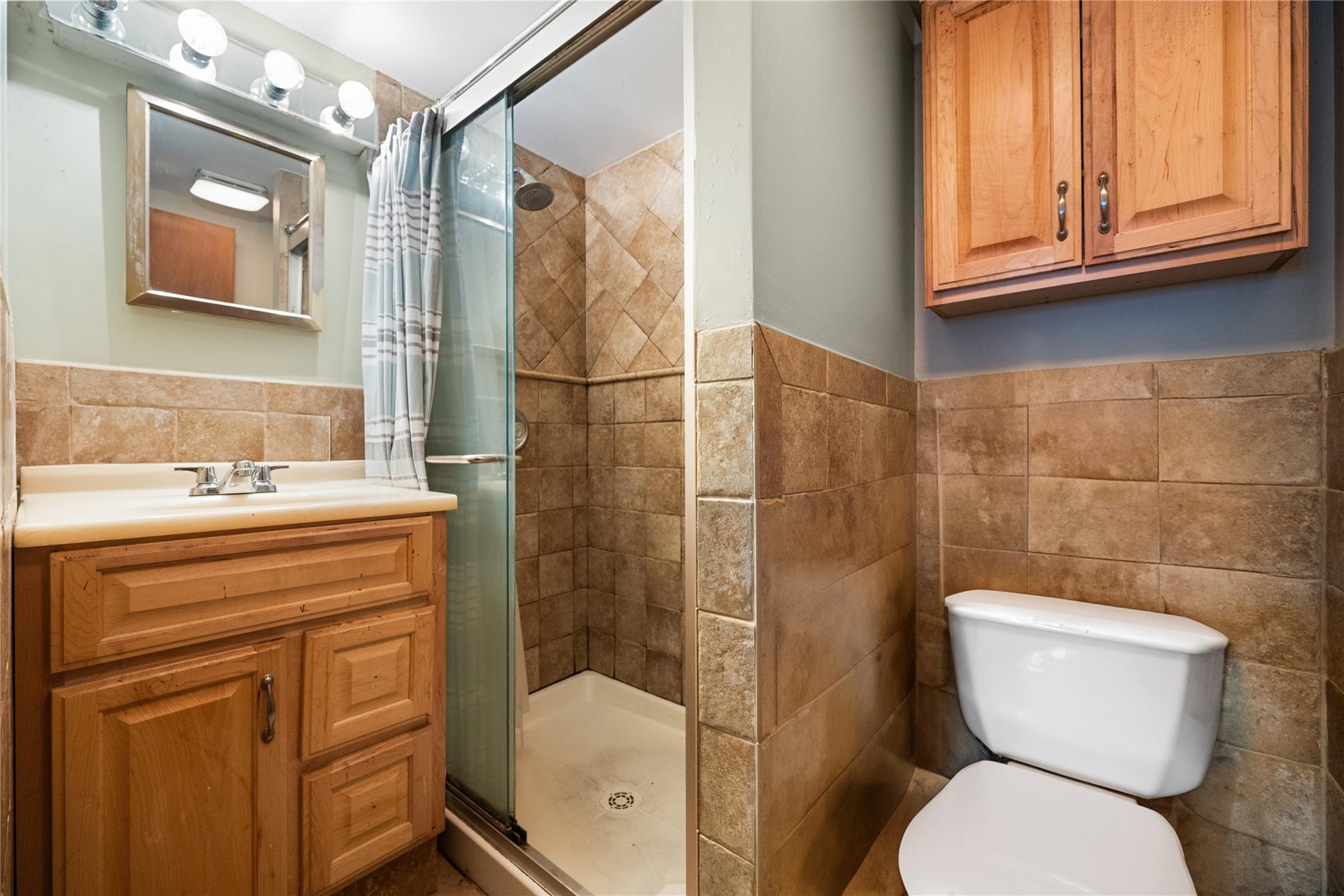 407 Albert Street, Holbrook, New York image 29