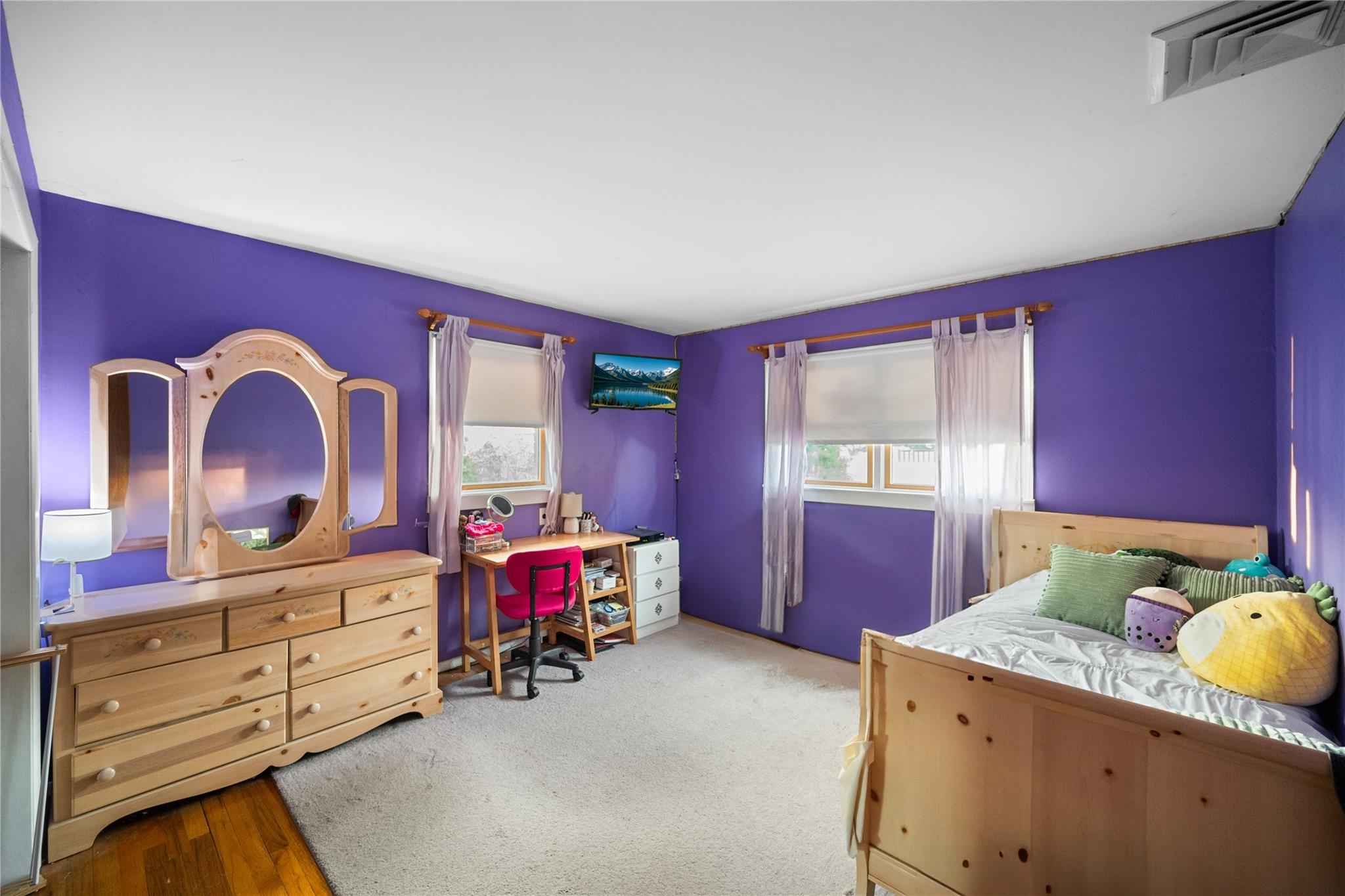 407 Albert Street, Holbrook, New York image 30