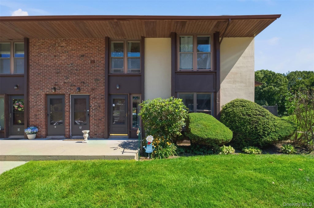 Photo of 11 Juniper Court #11, Selden, NY 11784 (MLS # 1052283)