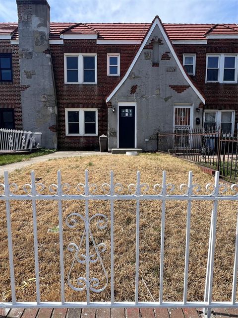 Homes For Sale - 17729 Leslie Road<br/> Jamaica, NY 11434