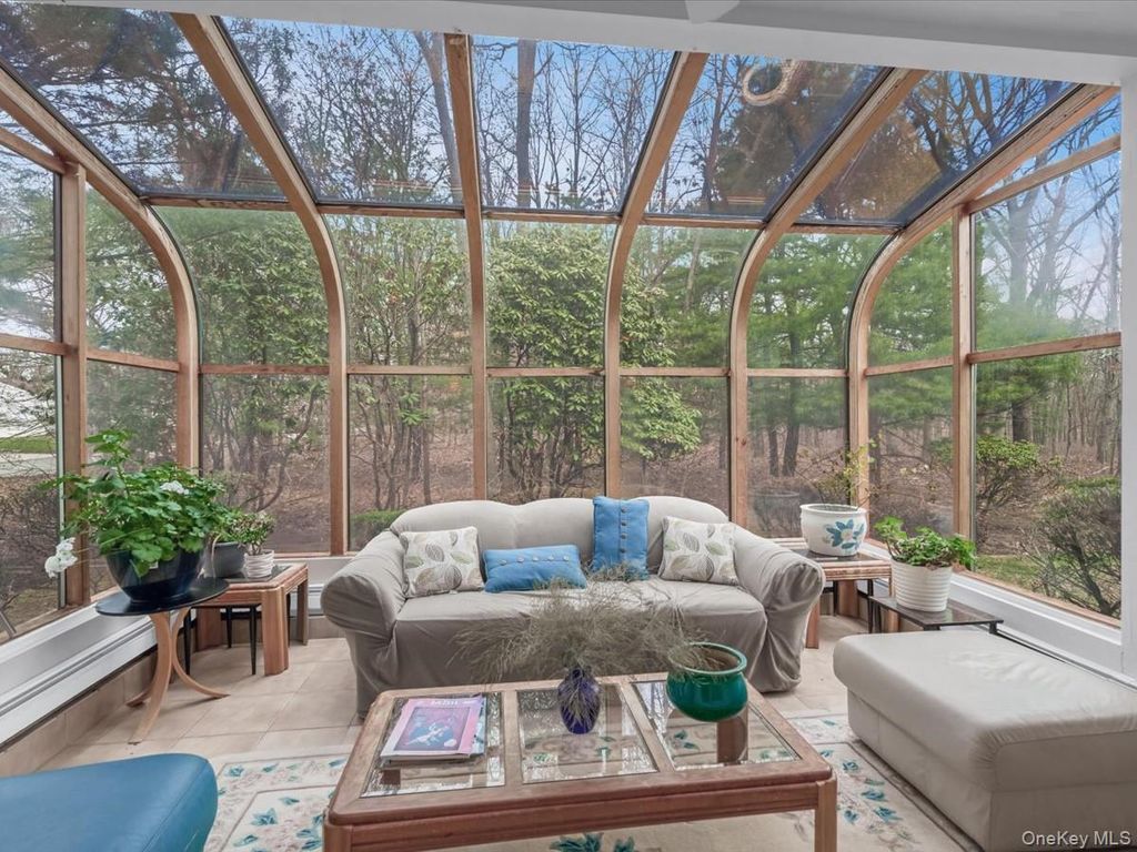 Photo of 21 Linden Avenue, Kings Park, NY 11754 (MLS # 981254)