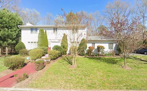 21 Linden Avenue Kings Park NY 11754