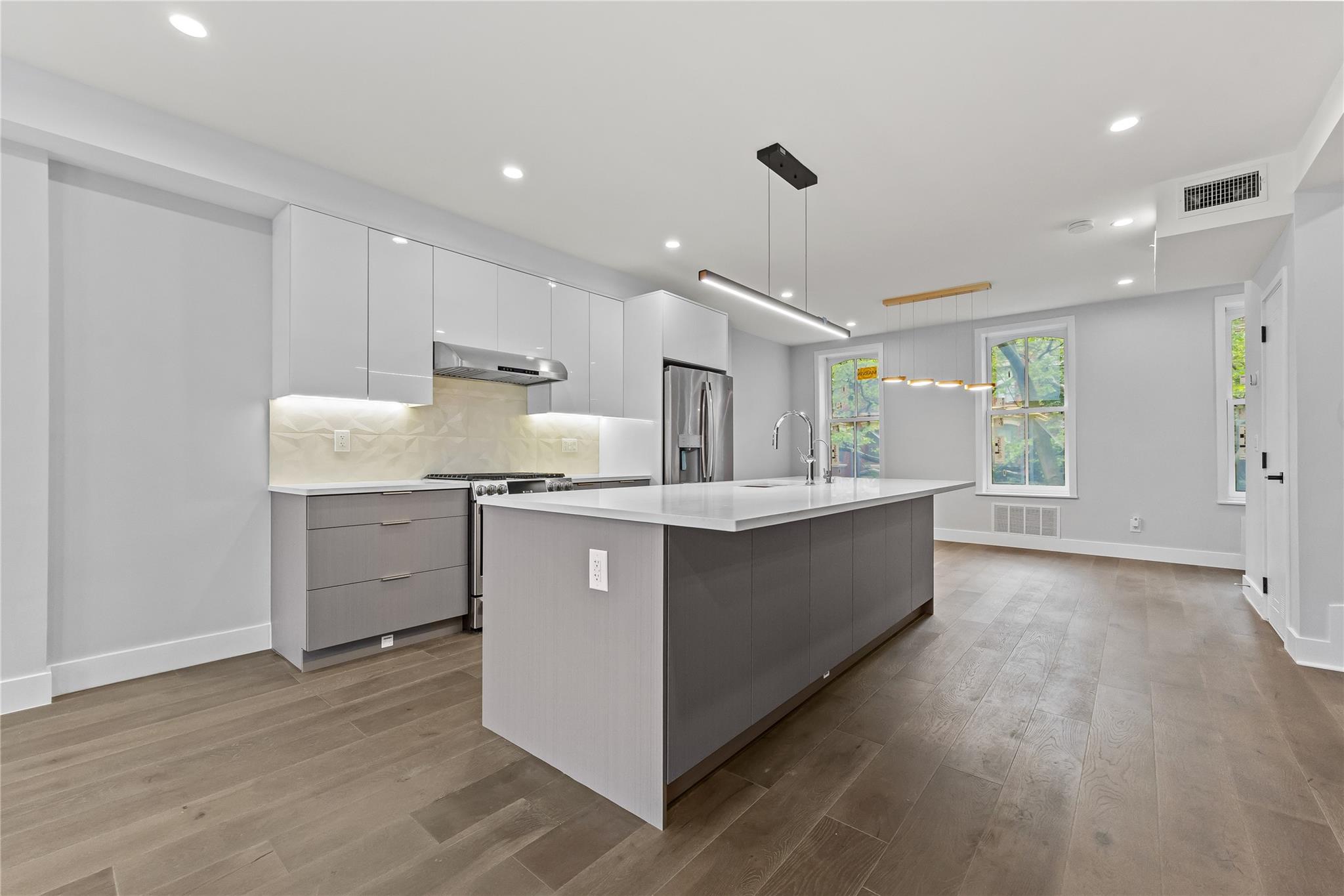 2118 45th Avenue #1 AND 2, Long Island City, New York image 28