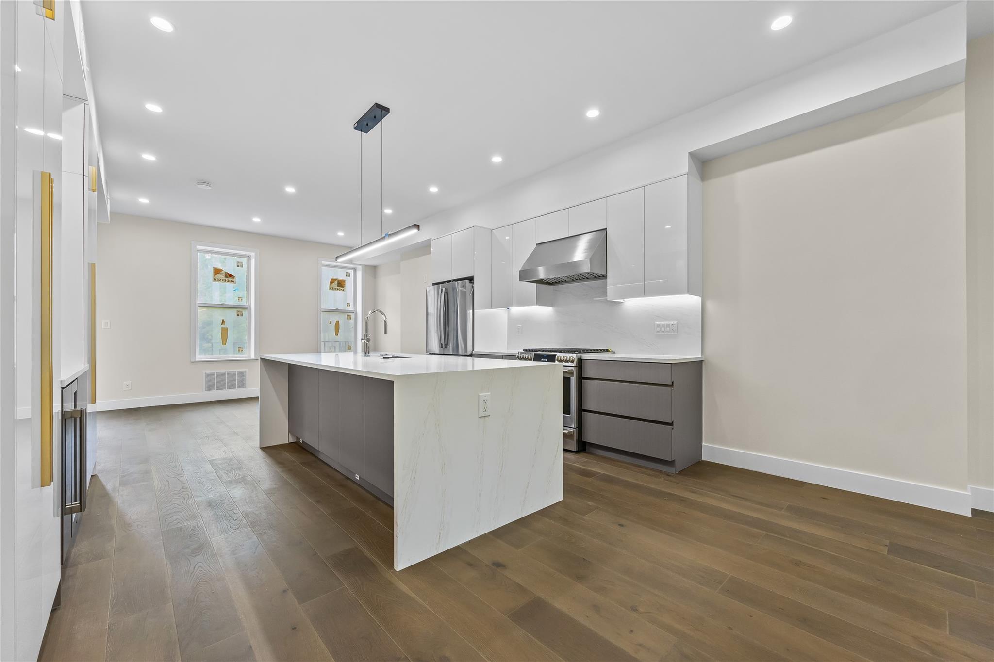 2118 45th Avenue #1 AND 2, Long Island City, New York image 21