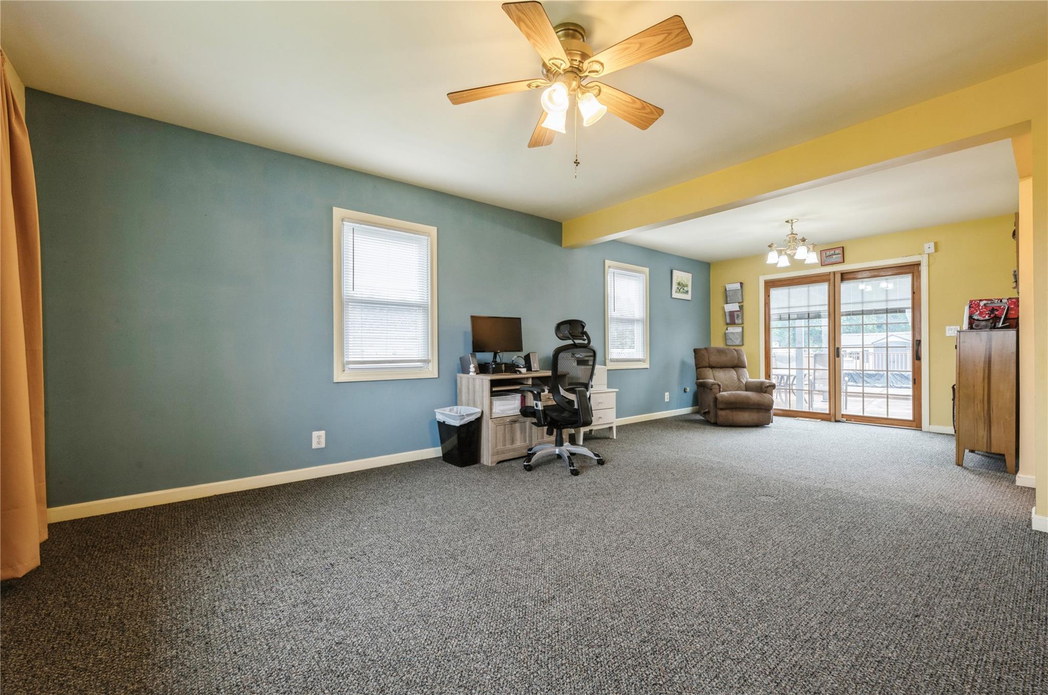 24 Garden Boulevard, Hicksville, New York image 12