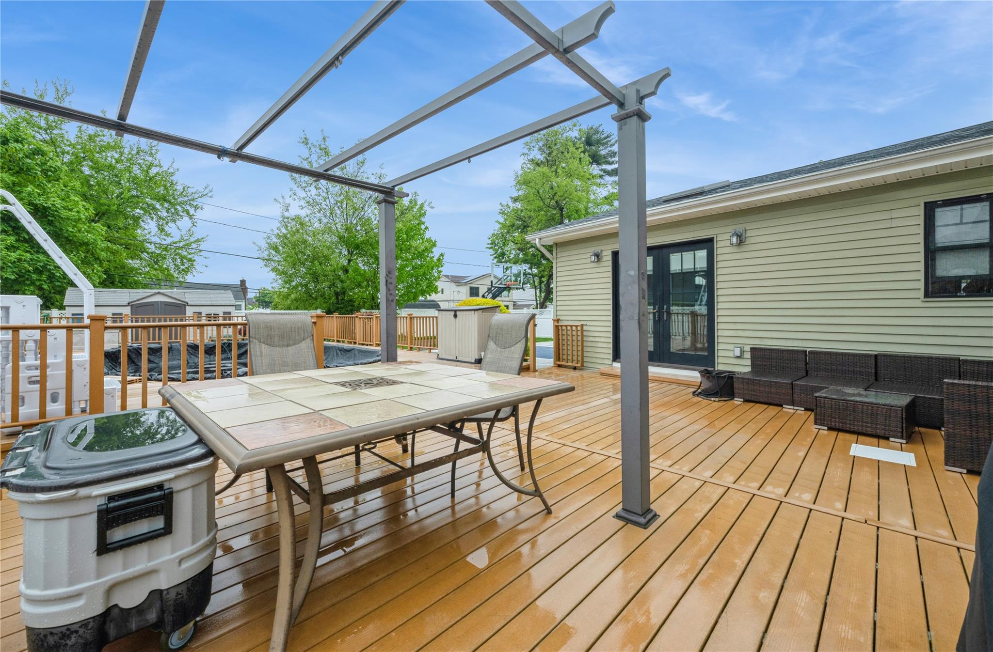 24 Garden Boulevard, Hicksville, New York image 30