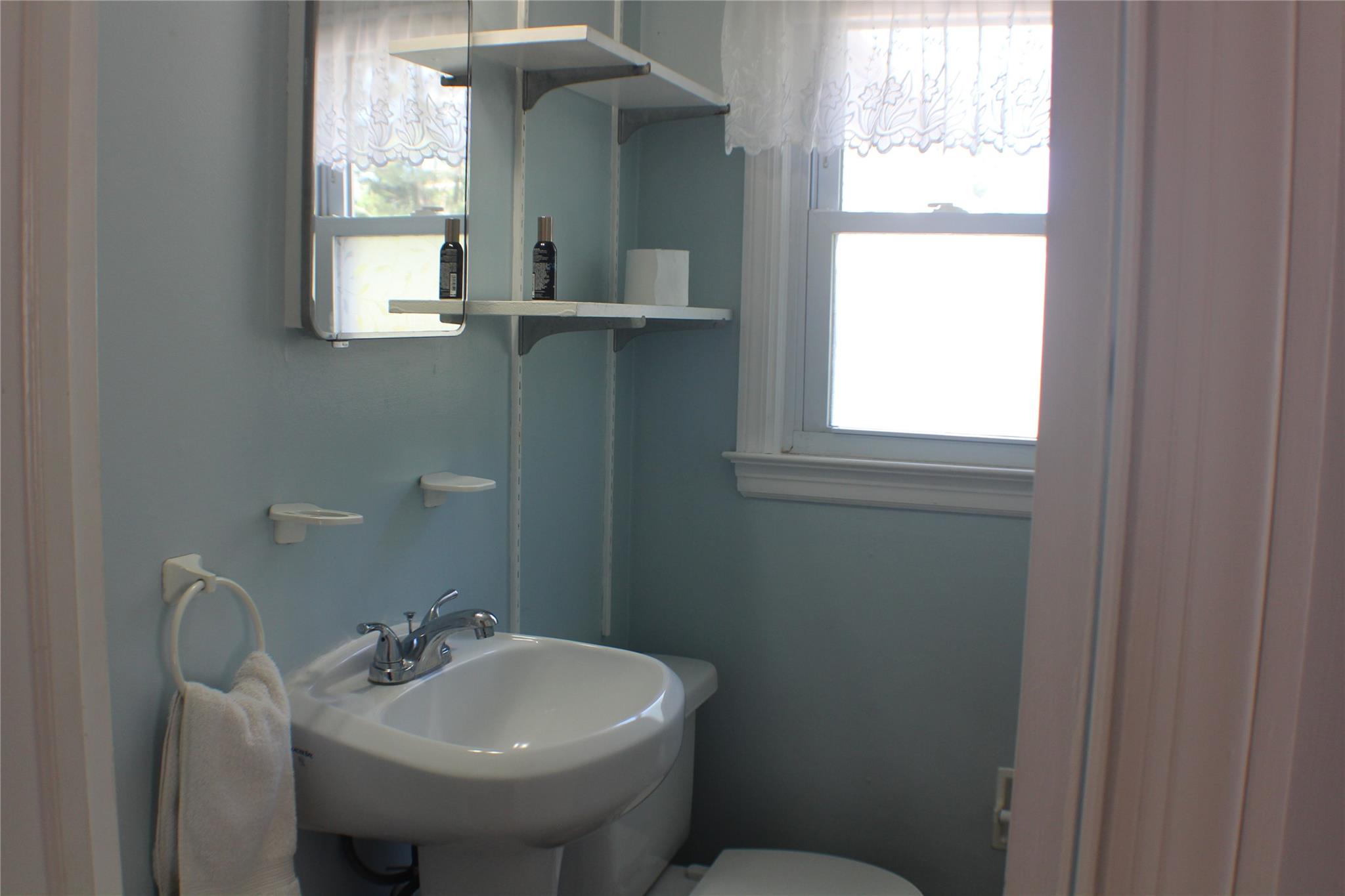 17 Morgan Circle, Hyde Park, New York image 11
