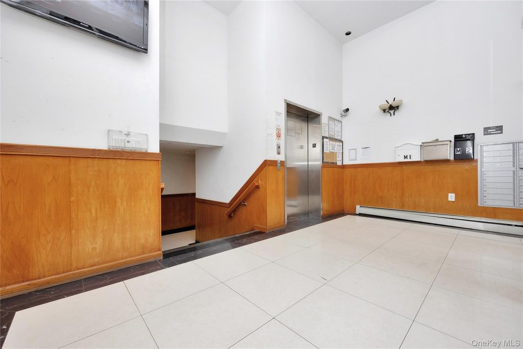 Photo of 132-36 POPLE Avenue #3A, Flushing, NY 11355 (MLS # 941909)