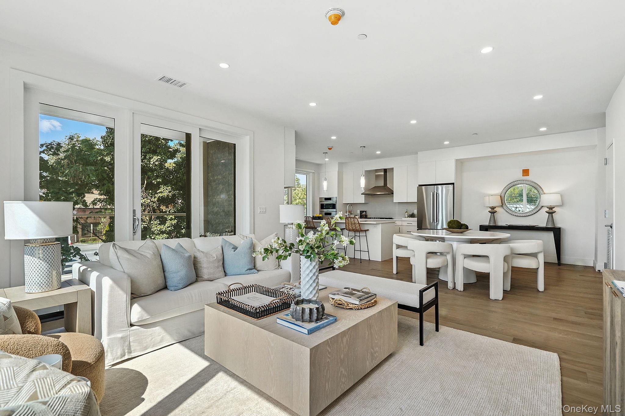 402 Halstead Avenue 407