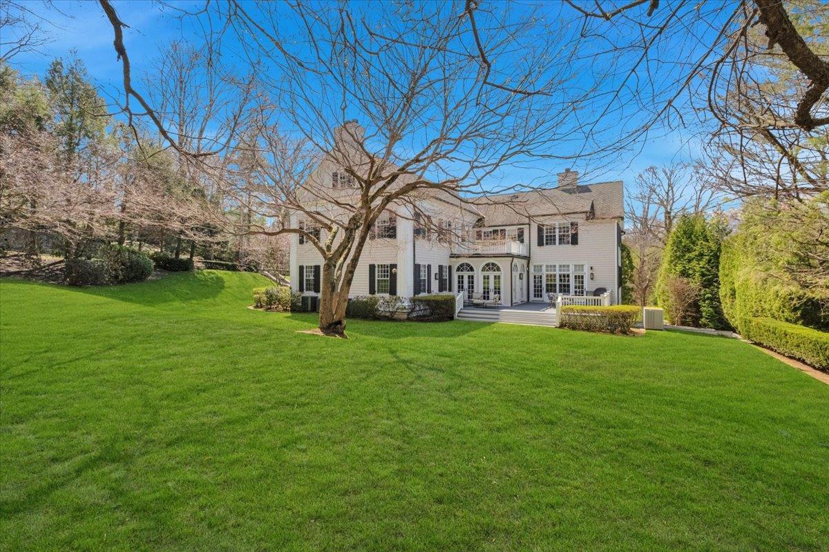 29 Hampton Road, Scarsdale, Florida image 2