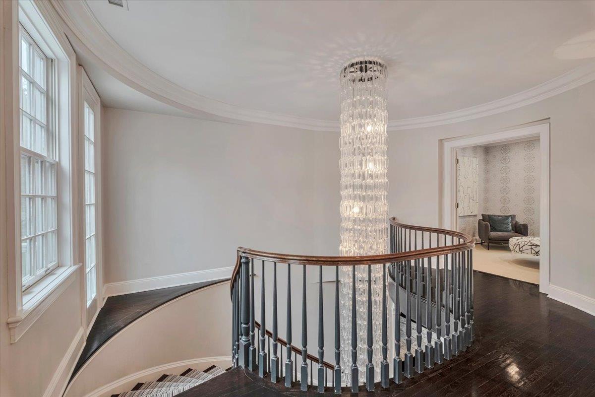 29 Hampton Road, Scarsdale, Florida image 17