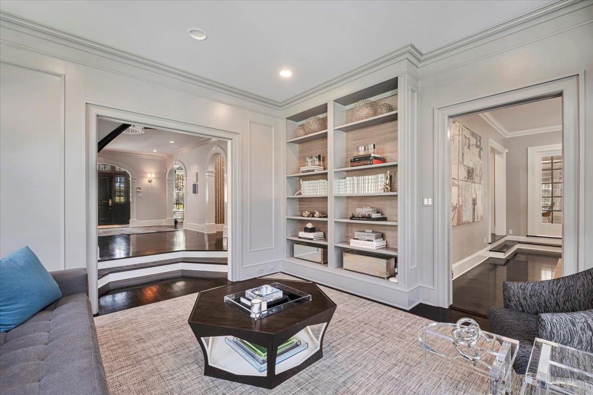 29 Hampton Road, Scarsdale, Florida image 10