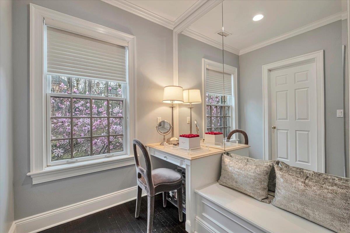 29 Hampton Road, Scarsdale, Florida image 20