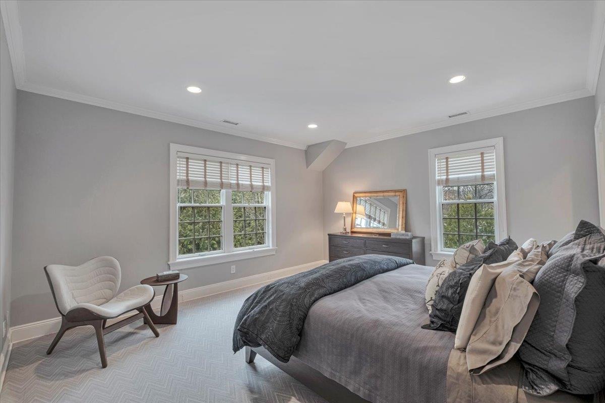 29 Hampton Road, Scarsdale, Florida image 26