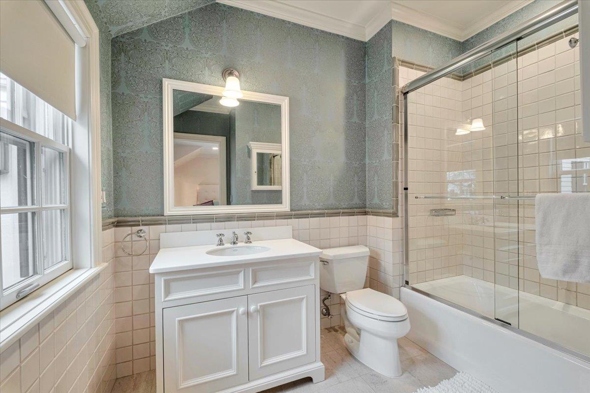 29 Hampton Road, Scarsdale, Florida image 23