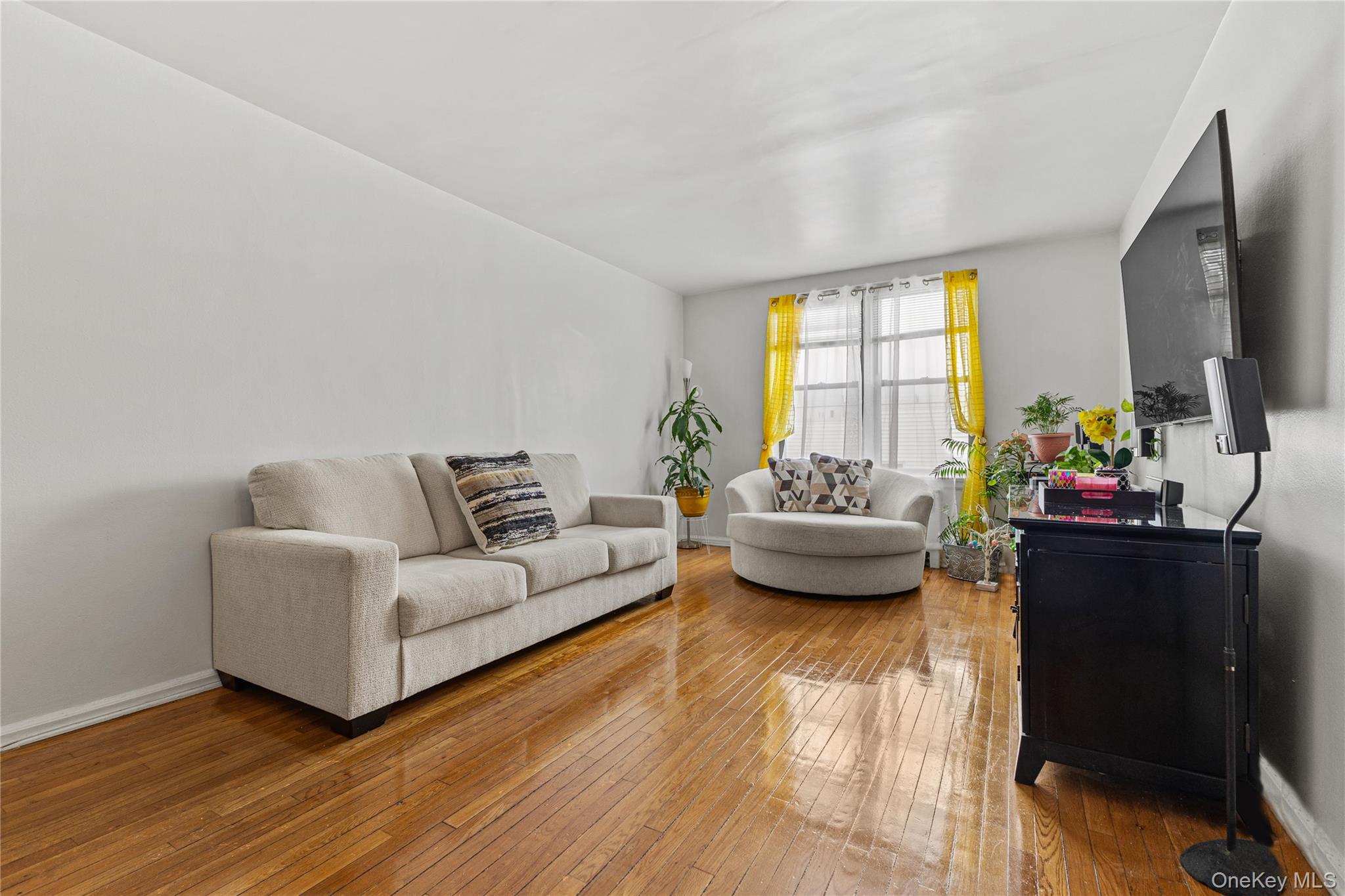 3239 Barker Avenue 2J