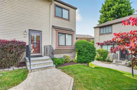 Photo of 10 Squires Gate #I, Poughkeepsie, NY 12603 (MLS # 1009843)
