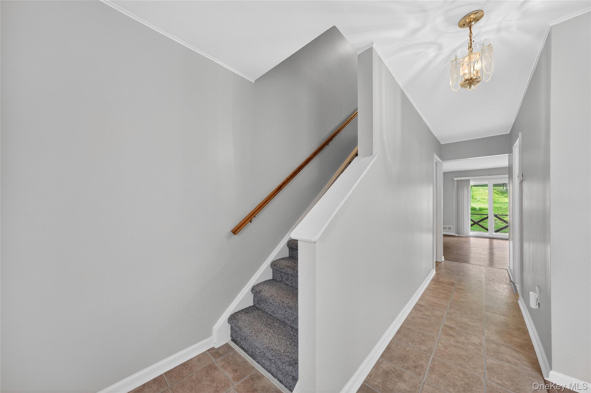 10 Squires Gate I