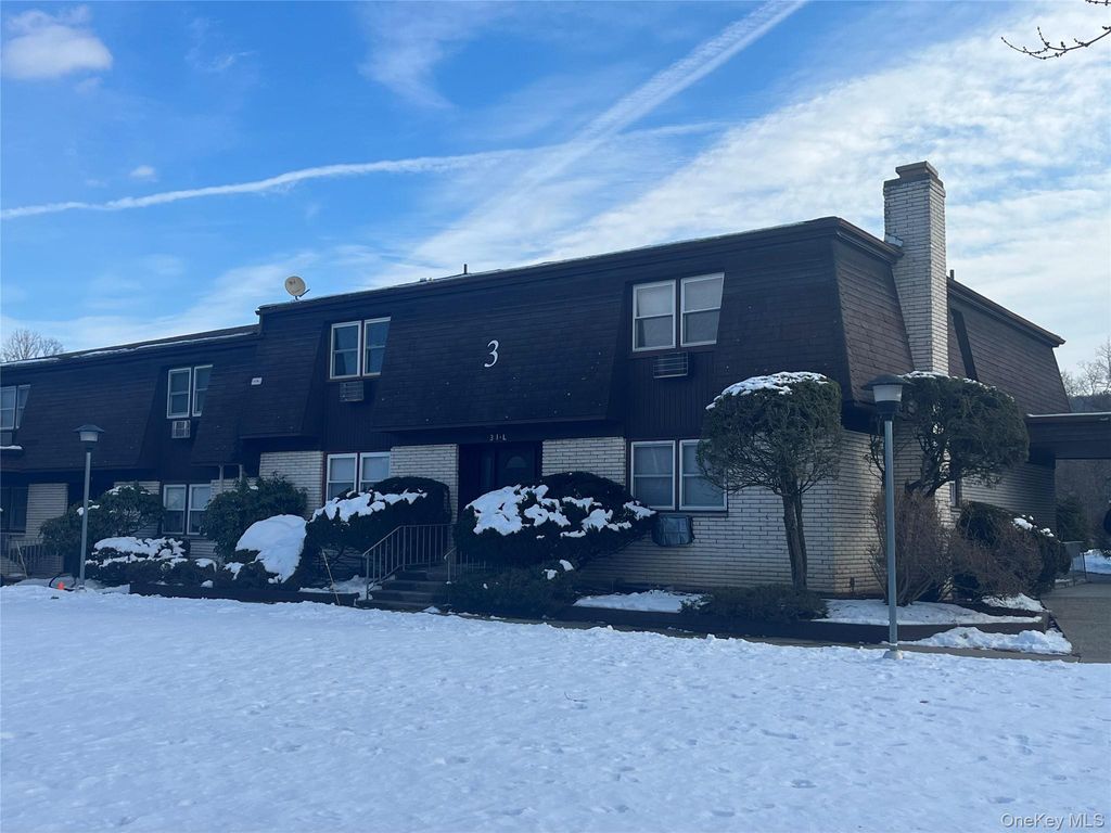 Photo of 3 Church Lane #P, Valley Cottage, NY 10989 (MLS # 954816)