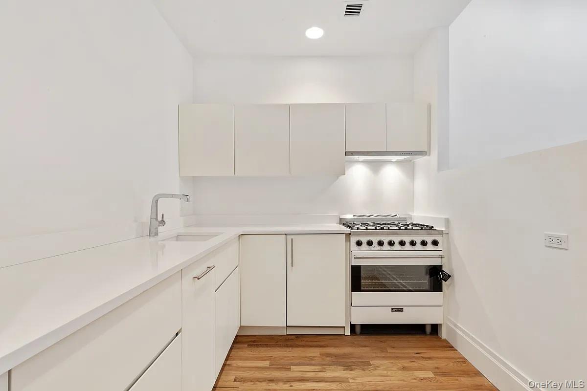 55 White Street 4A