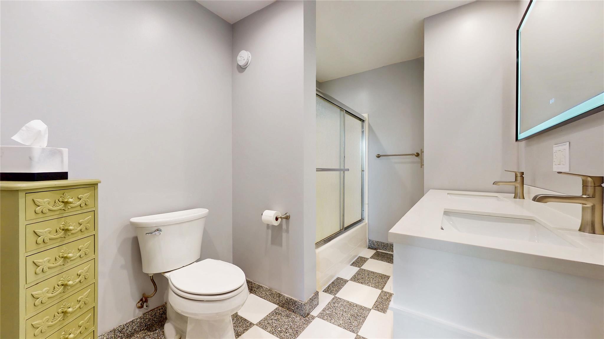 10 Melview Court, Melville, New York image 33