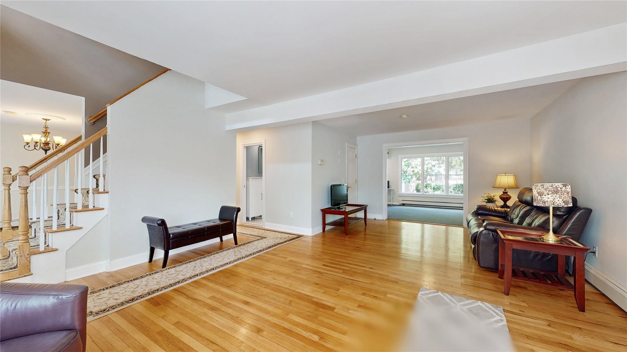 10 Melview Court, Melville, New York image 5